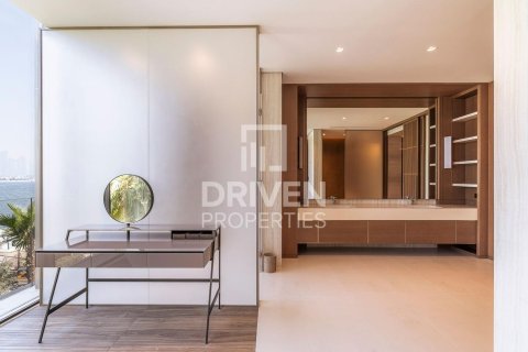 Villa in Jumeirah Bay Island, Jumeirah, Dubai 5 bedrooms, 1487.75 sq.m. № 139984 - photo 20