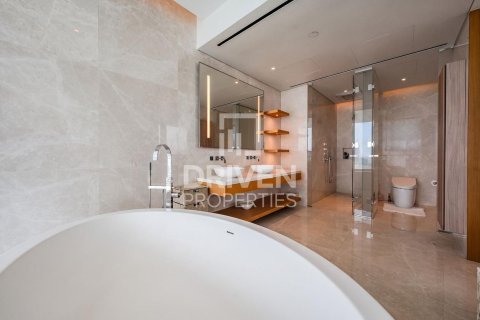 Apartamento en One at Palm Jumeirah, Palm Jumeirah, Dubai, 4 dormitorios, 465.72 m², № 139986 - foto 17