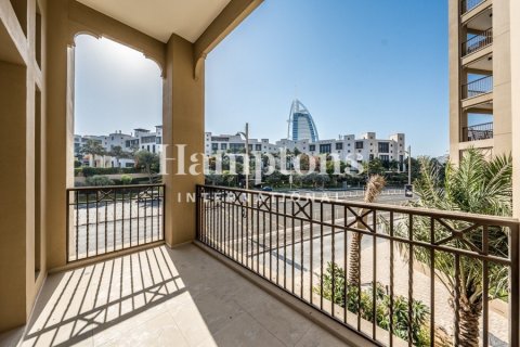 Apartamento en Umm Suqeim 3, Umm Suqeim, Dubai, 2 dormitorios, 141.95950012 m², № 99605 - foto 13