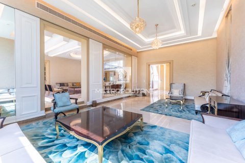 Villa in Emirates Hills, Dubai 6 bedrooms, 1750 sq.m. № 15001 - photo 10