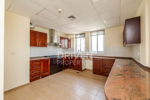 Apartment in Dubai Festival City, Dubai 2 bedrooms, 162.21 sq.m. № 134160 - photo 11