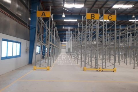 Almacén en Jebel Ali, Dubai, 6456.76 m², № 134159
