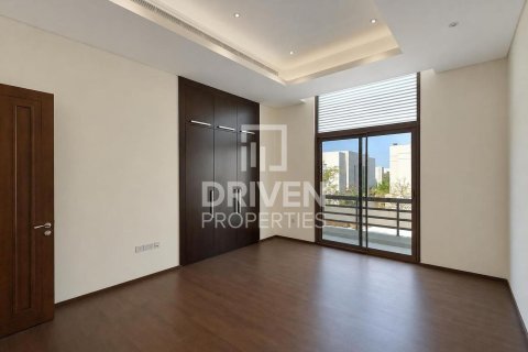 Villa in Nad Al Sheba 1, Nadd Al Sheba, Dubai 5 bedrooms, 697.42 sq.m. № 134161 - photo 23