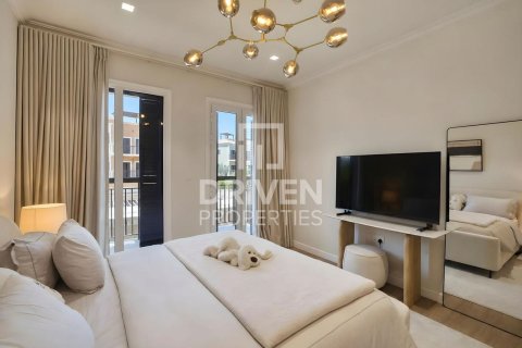 Townhouse in Jumeirah, Dubai 4 bedrooms, 263.19 sq.m. № 138282 - photo 7