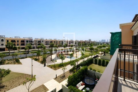 Townhouse in Jumeirah, Dubai 4 bedrooms, 263.19 sq.m. № 138282 - photo 22