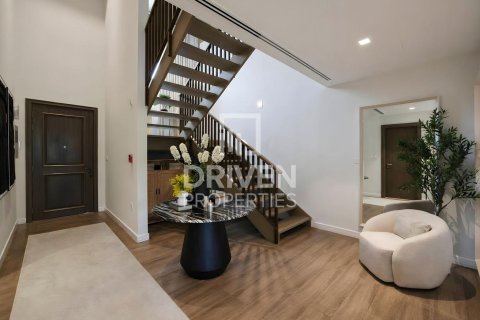 Townhouse in Jumeirah, Dubai 4 bedrooms, 263.19 sq.m. № 138282 - photo 14