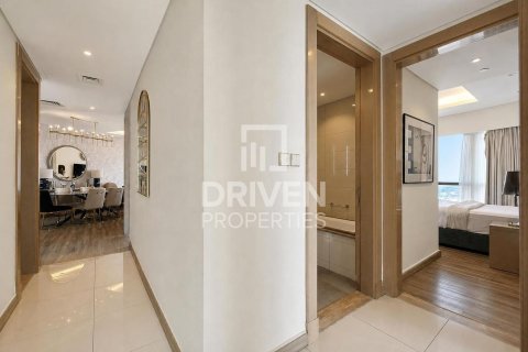 Снять в аренду квартиру в DAMAC Towers by Paramount, Бизнес-Бэй, Дубай: 3 спальни, 162.02м², № 138742 - фото 19