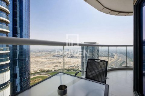 Снять в аренду квартиру в DAMAC Towers by Paramount, Бизнес-Бэй, Дубай: 3 спальни, 162.02м², № 138742 - фото 23