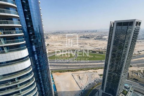 Снять в аренду квартиру в DAMAC Towers by Paramount, Бизнес-Бэй, Дубай: 3 спальни, 162.02м², № 138742 - фото 26