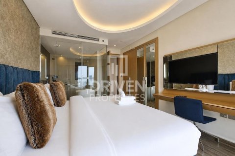 Снять в аренду квартиру в DAMAC Towers by Paramount, Бизнес-Бэй, Дубай: 3 спальни, 162.02м², № 138742 - фото 7