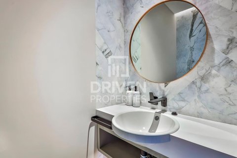Apartment in Zabeel, Dubai 2 bedrooms, 142.98 sq.m. № 138737 - photo 16