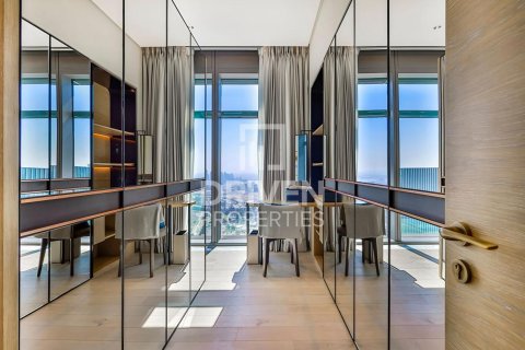 Apartment in Zabeel, Dubai 2 bedrooms, 142.98 sq.m. № 138737 - photo 6