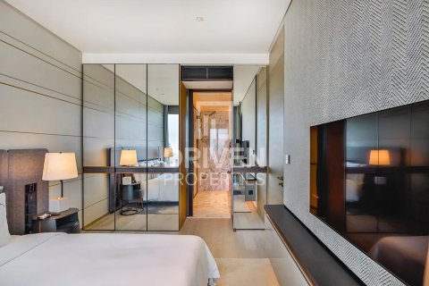 Apartment in Zabeel, Dubai 2 bedrooms, 142.98 sq.m. № 138737 - photo 7