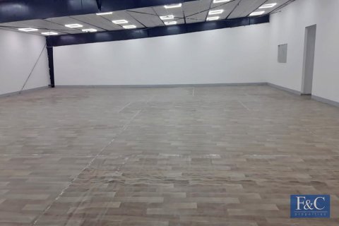 Warehouse in Al Quoz Industrial Area, Al Quoz, Dubai 460 sq.m. № 103795 - photo 9