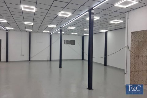 Warehouse in Al Quoz Industrial Area, Al Quoz, Dubai 460 sq.m. № 103795 - photo 6
