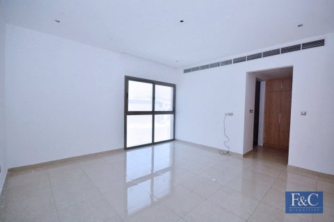 Villa in Al Warqa'a, Dubai 7 bedrooms, 1087 sq.m. № 103787 - photo 14