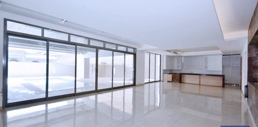 Villa in Al Warqa'a, Dubai 7 bedrooms, 1087 sq.m. № 103787