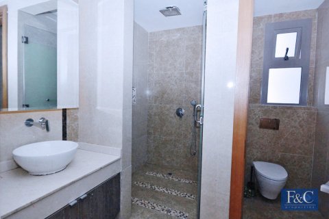 Villa in Al Warqa'a, Dubai 7 bedrooms, 1087 sq.m. № 103787 - photo 13