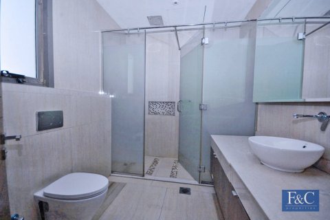 Villa in Al Warqa'a, Dubai 7 bedrooms, 1087 sq.m. № 103787 - photo 11