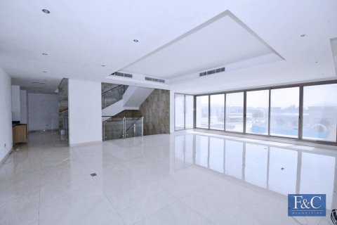 Villa in Al Warqa'a, Dubai 7 bedrooms, 1087 sq.m. № 103787 - photo 29