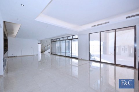 Villa in Al Warqa'a, Dubai 7 bedrooms, 1087 sq.m. № 103787 - photo 30