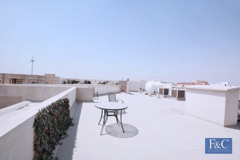 Villa in Al Warqa'a, Dubai 7 bedrooms, 1087 sq.m. № 103787 - photo 5