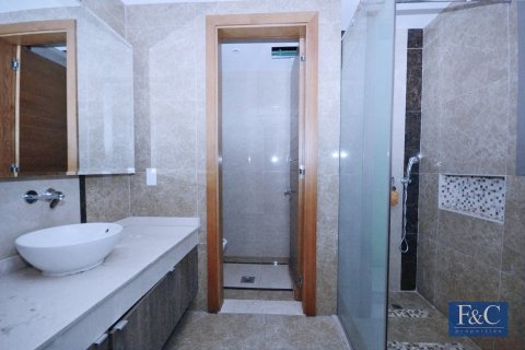 Villa in Al Warqa'a, Dubai 7 bedrooms, 1087 sq.m. № 103787 - photo 9