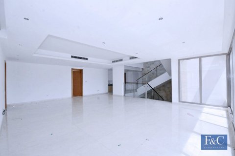 Villa in Al Warqa'a, Dubai 7 bedrooms, 1087 sq.m. № 103787 - photo 20