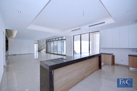 Villa in Al Warqa'a, Dubai 7 bedrooms, 1087 sq.m. № 103787 - photo 24