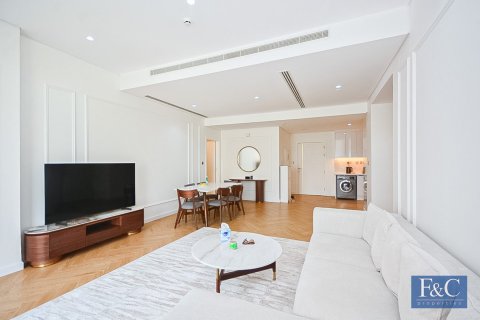 Снять в аренду квартиру в The Crescent, Пальма Джумейра, Дубай: 2 спальни, 122м², № 103786 - фото 16