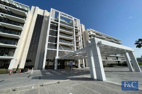 Снять в аренду квартиру в The Crescent, Пальма Джумейра, Дубай: 2 спальни, 122м², № 103786 - фото 20