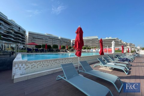 Снять в аренду квартиру в The Crescent, Пальма Джумейра, Дубай: 2 спальни, 122м², № 103786 - фото 25