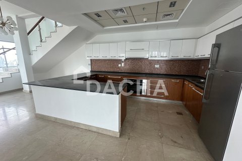 Apartment in Bay Central, Dubai Marina, Dubai 5 bedrooms, 350 sq.m. № 112732 - photo 3