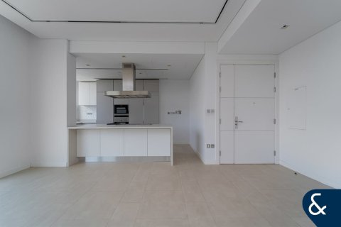 Apartment in SEVENTH HEAVEN in Seventh Heaven, Al Barari, Dubai 2 bedrooms, 320 sq.m. № 76788 - photo 6