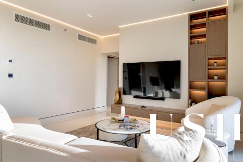Apartment in Downtown Dubai (Downtown Burj Dubai), Dubai 3 bedrooms, 170 sq.m. № 42310 - photo 21