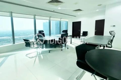 Офис в Бизнес-Бэе, Дубай, 70м², № 60018