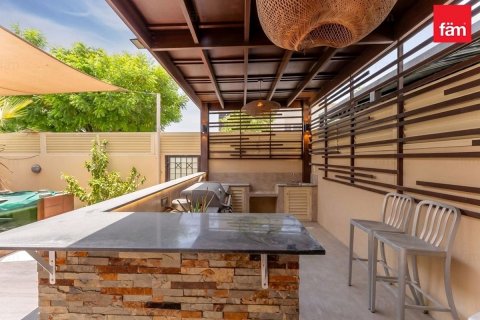 Villa in Dubai 4 bedrooms, 624.8 sq.m. № 122000 - photo 24
