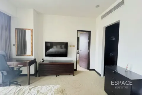 Apartment in Dubai Marina, Dubai 3 bedrooms, 173 sq.m. № 122979 - photo 8
