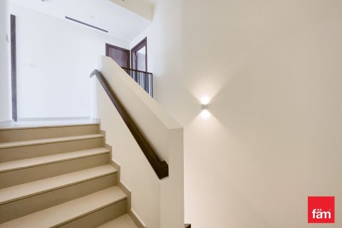 Villa in Tilal Al Ghaf, Dubai 3 bedrooms, 200 sq.m. № 141523 - photo 8