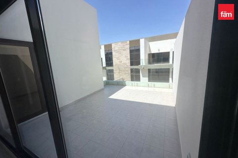 Townhouse in Dubai 4 bedrooms, 187.2 sq.m. № 141524 - photo 12