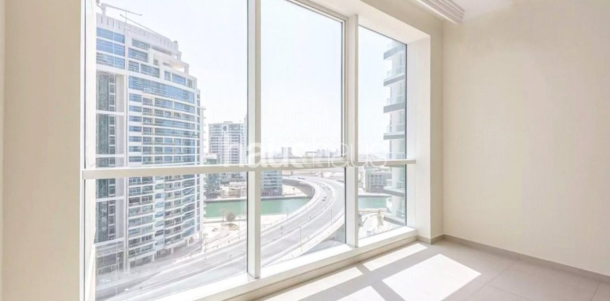 Apartment in Jumeirah Beach Residence, Dubai 2 bedrooms, 152 sq.m. № 45016