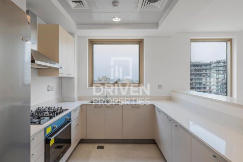 Apartment in Al Satwa, Dubai 2 bedrooms, 112.51 sq.m. № 136618 - photo 5