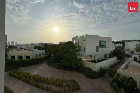 Apartment in Al Sufouh, Dubai 1 bedroom, 119.7 sq.m. № 124216 - photo 17