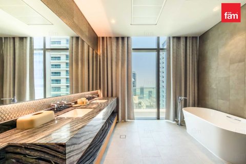 Penthouse in Dubai Marina, Dubai 4 bedrooms, 594.5 sq.m. № 112993 - photo 30