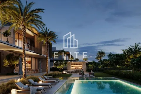 Villa in Dubai 6 bedrooms, 1867 sq.m. № 121296