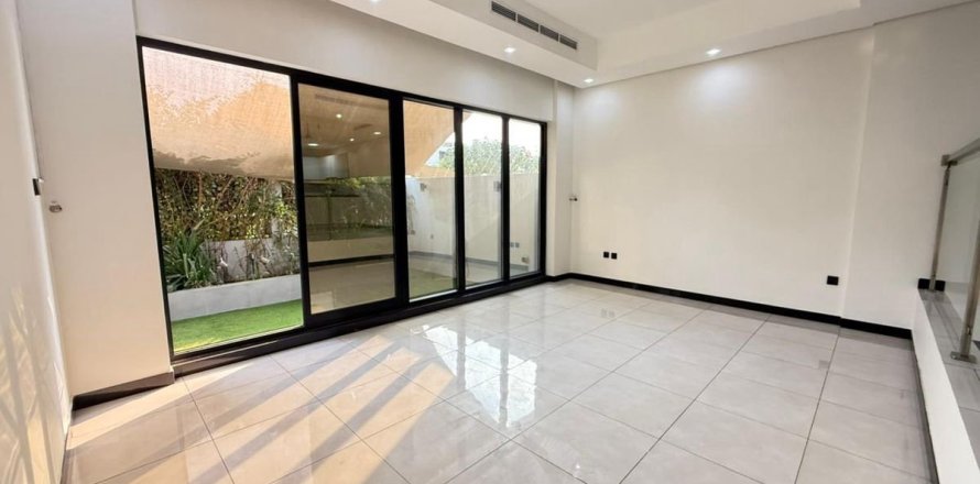 Adosado en Al Furjan, Dubai, 3 dormitorios, 165.8 m², № 111952
