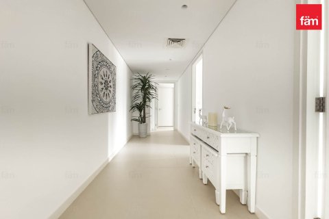 Appartement à Dubai, 3 chambres, 194.8 m², № 109098 - photo 7