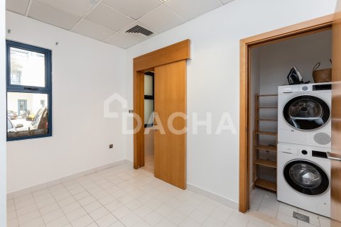 Villa in Palma Residences, Palm Jumeirah, Dubai 5 bedrooms, 310 sq.m. № 115716 - photo 12