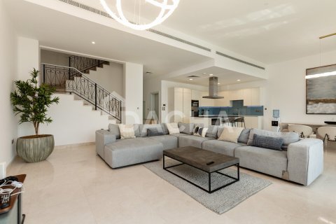 Villa in Palma Residences, Palm Jumeirah, Dubai 5 bedrooms, 310 sq.m. № 115716 - photo 6