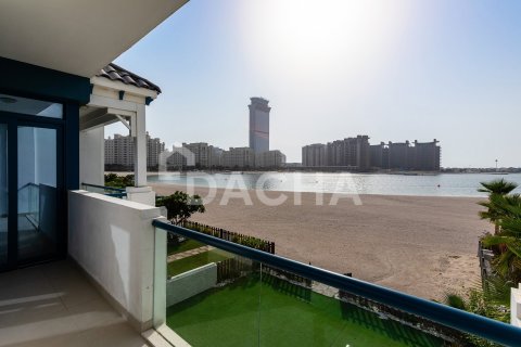 Villa in Palma Residences, Palm Jumeirah, Dubai 5 bedrooms, 310 sq.m. № 115716 - photo 20